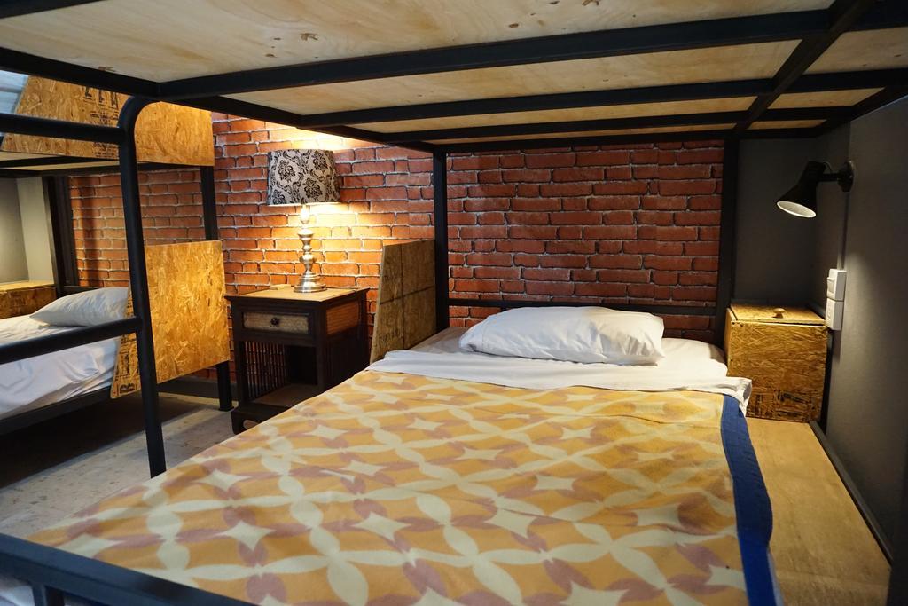 Baanlansa Bed&Bar Hotell Chiang Mai Exteriör bild