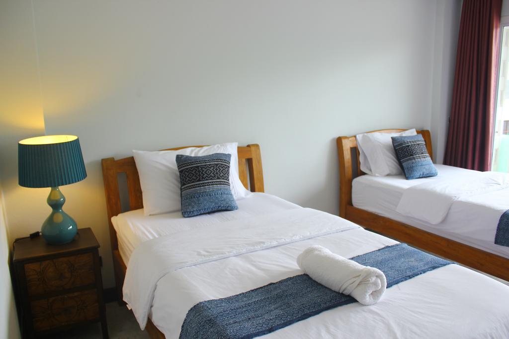 Baanlansa Bed&Bar Hotell Chiang Mai Exteriör bild